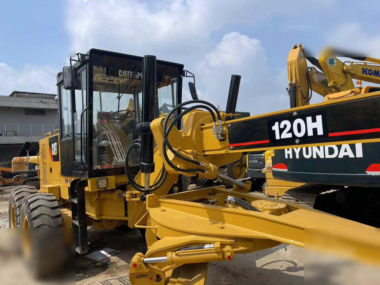 CATERPILLAR 120H - Grader: foto 4 CATERPILLAR 120H - Grader: foto 4