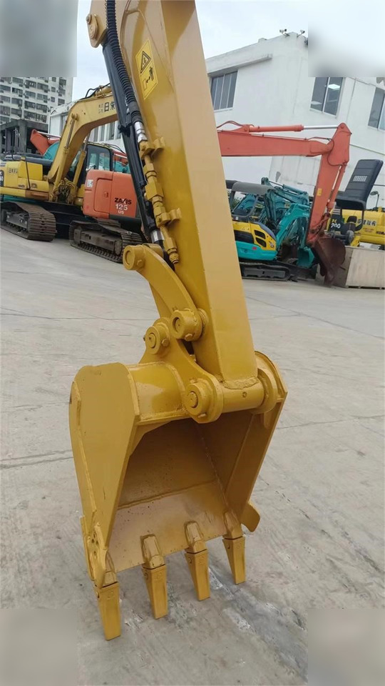 CATERPILLAR 304CR - Miniexcavadora: foto 5 CATERPILLAR 304CR - Miniexcavadora: foto 5