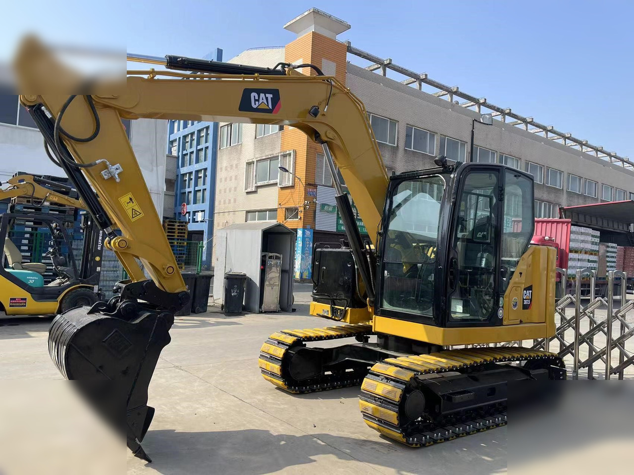 CATERPILLAR 307.5 - Excavadora de cadenas: foto 3 CATERPILLAR 307.5 - Excavadora de cadenas: foto 3