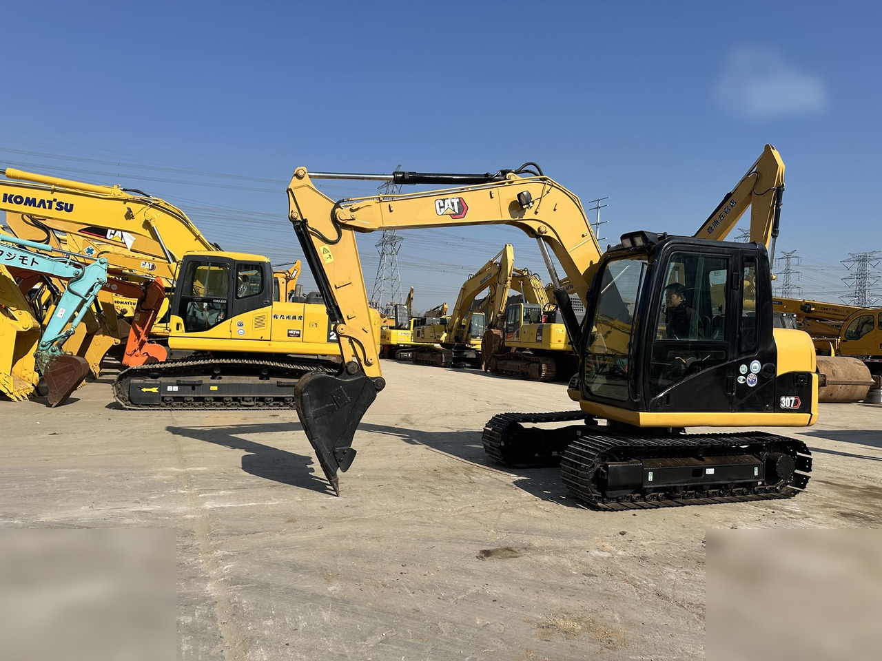 CATERPILLAR 307D - Excavadora de cadenas: foto 1 CATERPILLAR 307D - Excavadora de cadenas: foto 1