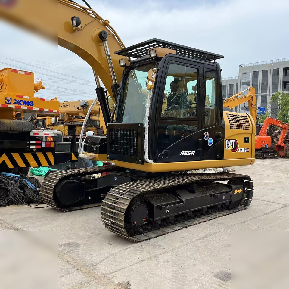 CATERPILLAR 313D2 GC - Excavadora de cadenas: foto 5 CATERPILLAR 313D2 GC - Excavadora de cadenas: foto 5