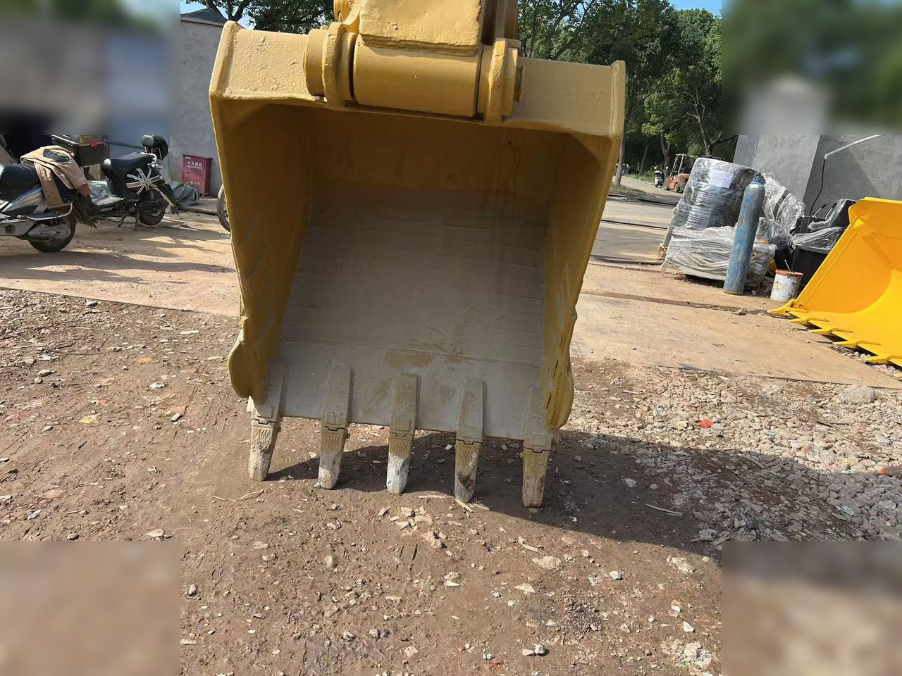 CATERPILLAR 320BL - Excavadora de cadenas: foto 4 CATERPILLAR 320BL - Excavadora de cadenas: foto 4