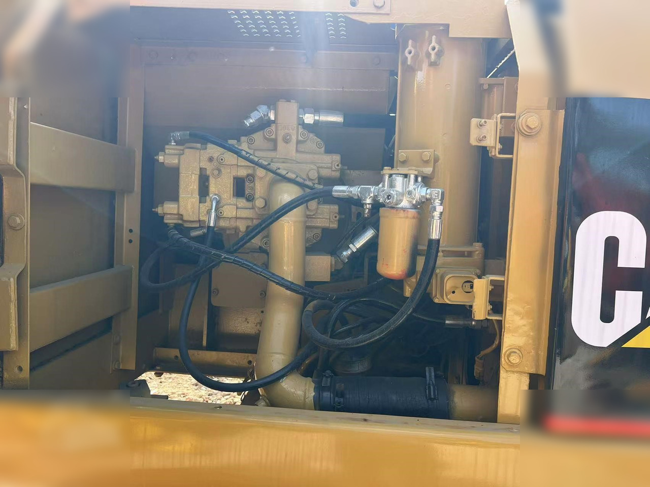 CATERPILLAR 320BL - Excavadora de cadenas: foto 5 CATERPILLAR 320BL - Excavadora de cadenas: foto 5