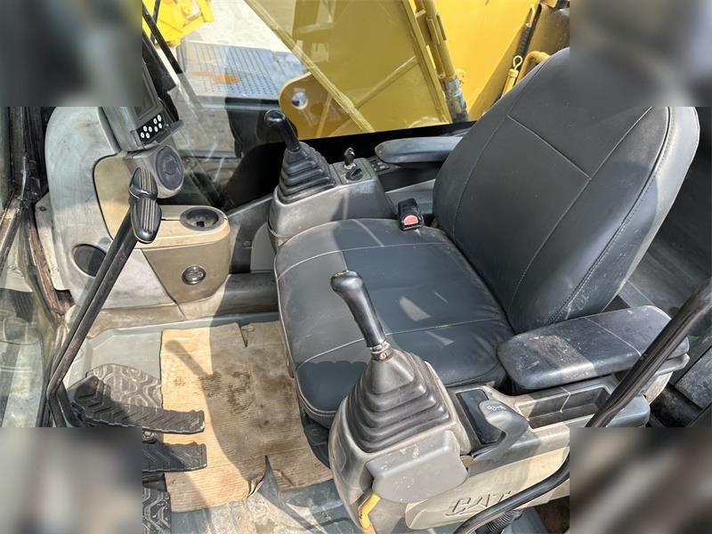 Excavadora de cadenas CATERPILLAR 320D: foto 10