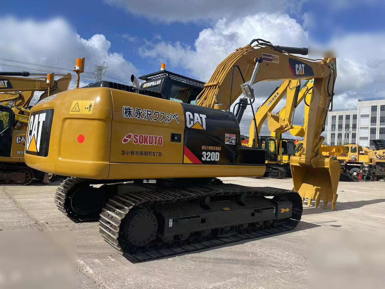 CATERPILLAR 320D - Excavadora de cadenas: foto 2 CATERPILLAR 320D - Excavadora de cadenas: foto 2