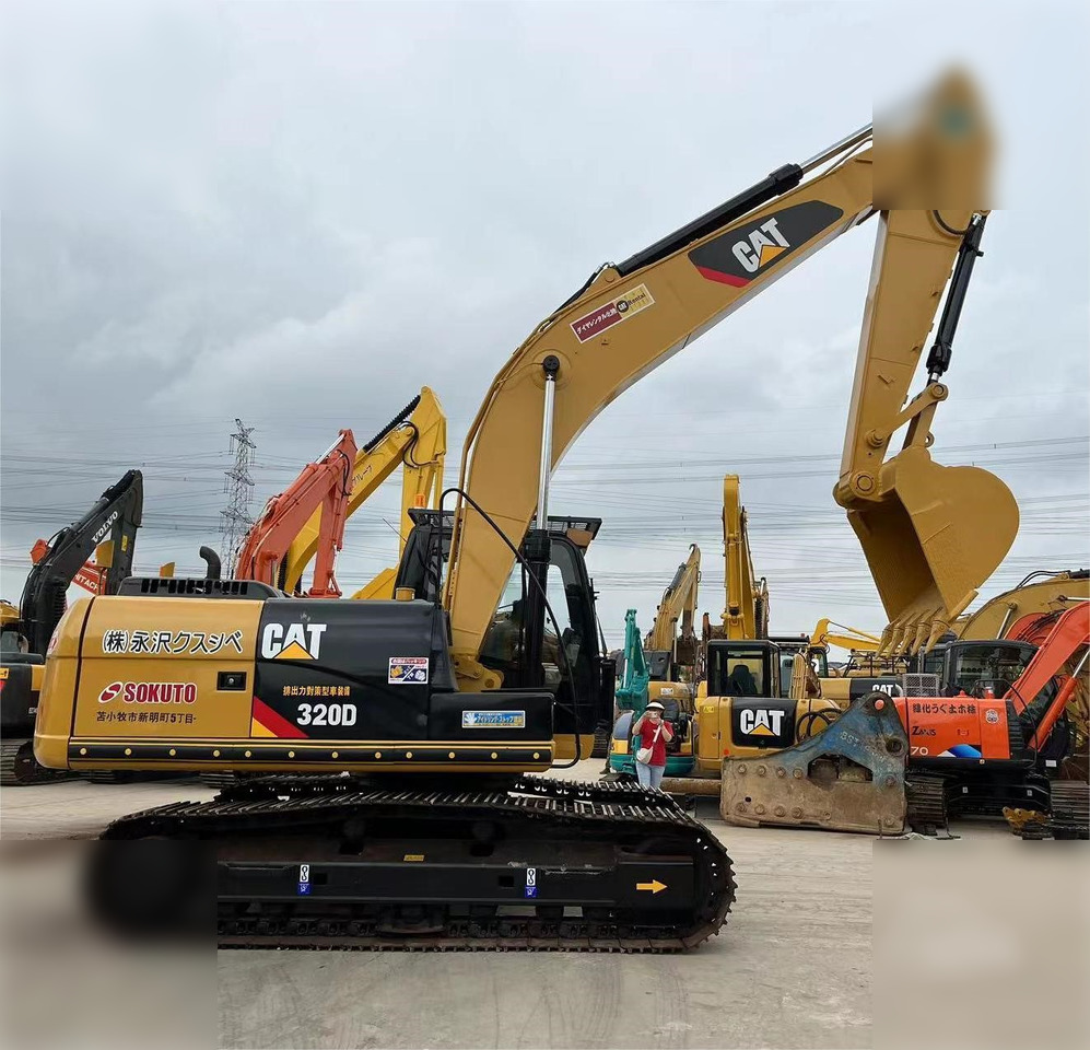 CATERPILLAR 320D - Excavadora de cadenas: foto 1 CATERPILLAR 320D - Excavadora de cadenas: foto 1