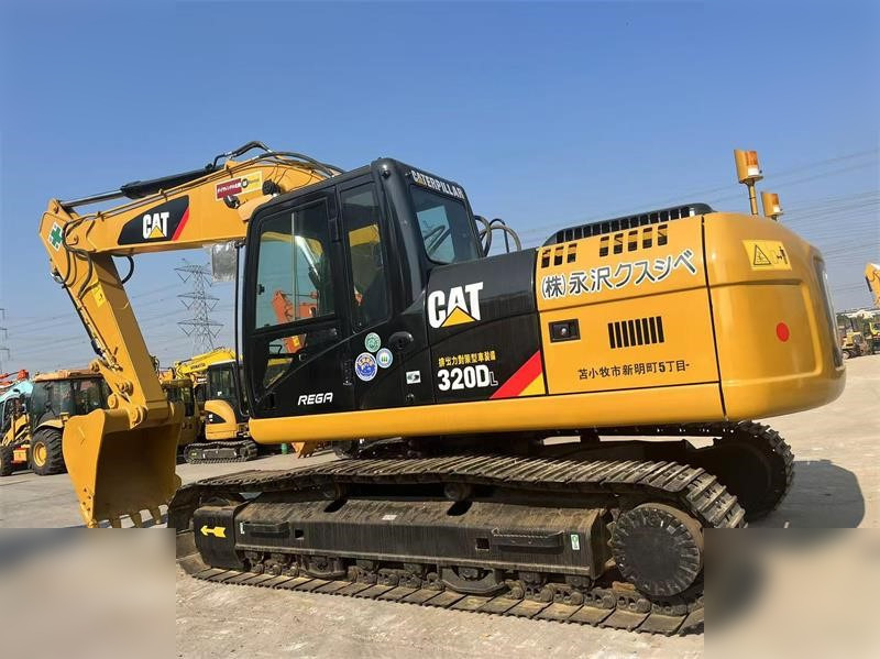 CATERPILLAR 320DL - Excavadora de cadenas: foto 1 CATERPILLAR 320DL - Excavadora de cadenas: foto 1