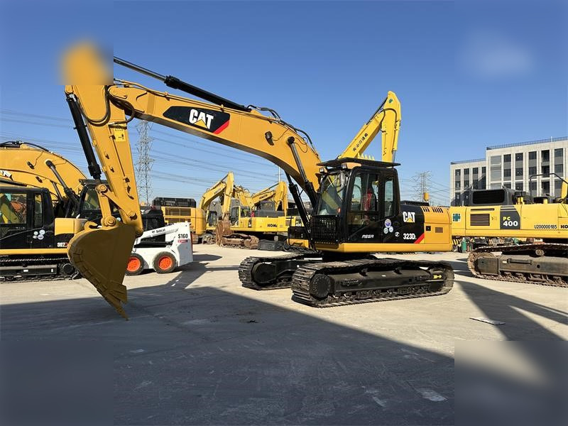 CATERPILLAR 323D - Excavadora de cadenas: foto 2 CATERPILLAR 323D - Excavadora de cadenas: foto 2