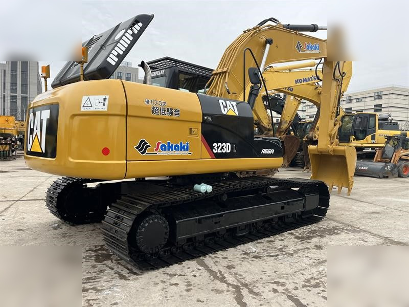 CATERPILLAR 323DL - Excavadora de cadenas: foto 3 CATERPILLAR 323DL - Excavadora de cadenas: foto 3