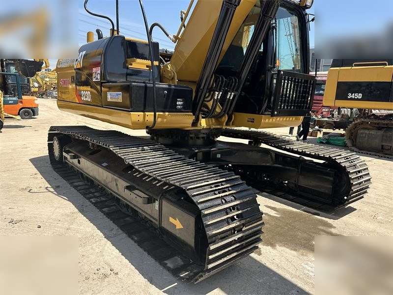 Leasing de CATERPILLAR 323DL CATERPILLAR 323DL: foto 7