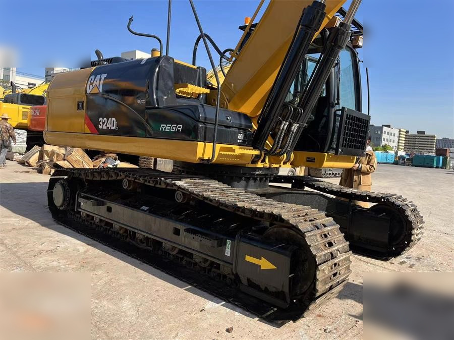 CATERPILLAR 324DL - Excavadora de cadenas: foto 3 CATERPILLAR 324DL - Excavadora de cadenas: foto 3