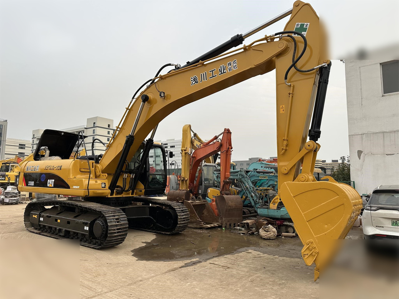 CATERPILLAR 330D - Excavadora de cadenas: foto 1 CATERPILLAR 330D - Excavadora de cadenas: foto 1