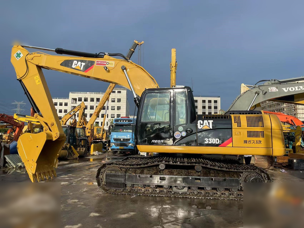 CATERPILLAR 330D - Excavadora de cadenas: foto 1 CATERPILLAR 330D - Excavadora de cadenas: foto 1