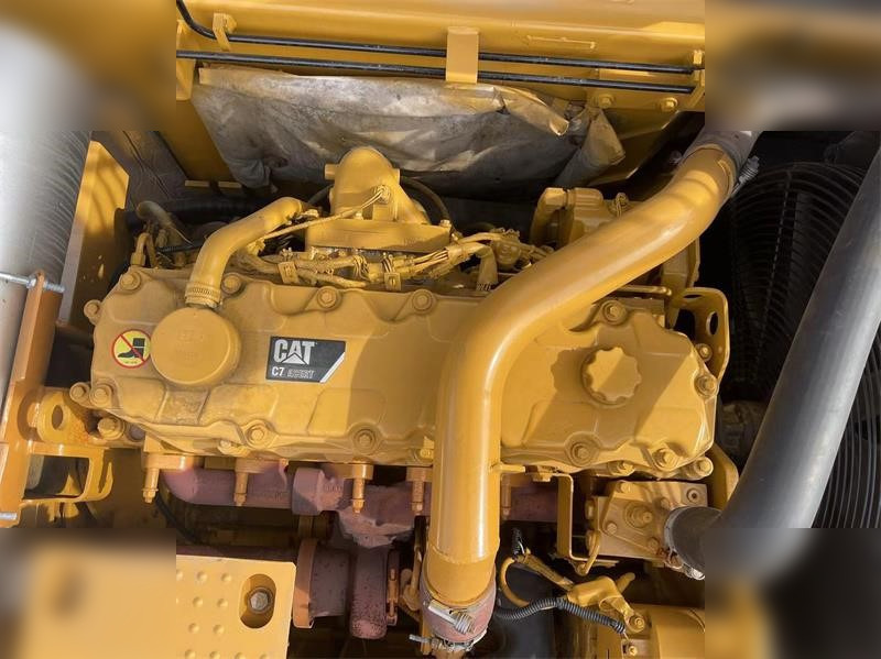 Excavadora de cadenas CATERPILLAR 330D2: foto 10