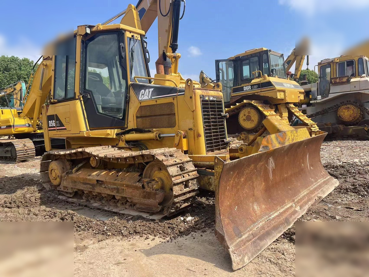 CATERPILLAR D5G XL - Bulldozer: foto 1 CATERPILLAR D5G XL - Bulldozer: foto 1