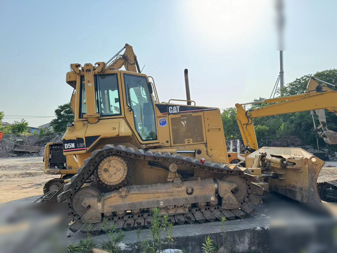 CATERPILLAR D5N - Bulldozer: foto 2 CATERPILLAR D5N - Bulldozer: foto 2