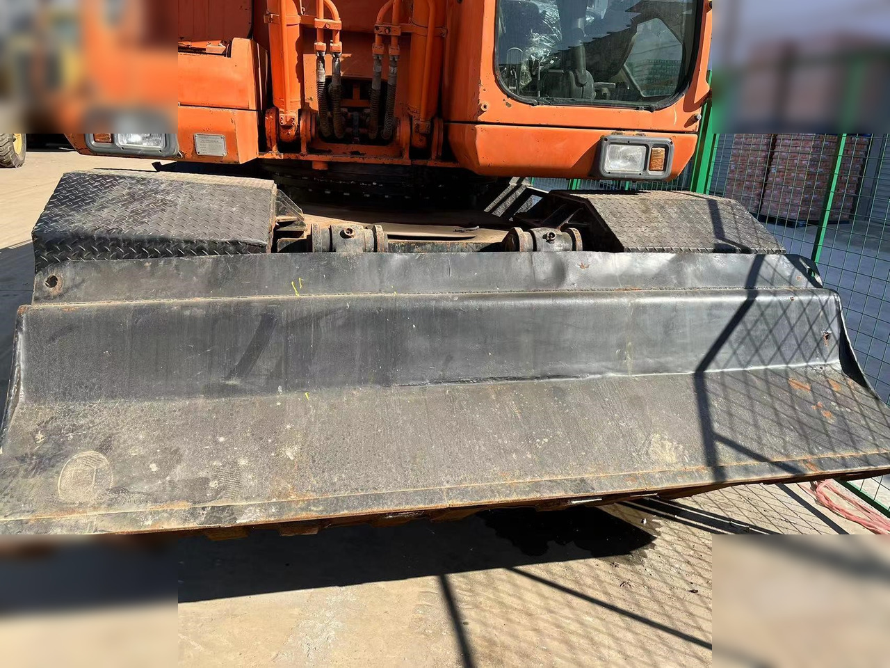 DOOSAN DH210W-7 - Excavadora de ruedas: foto 4 DOOSAN DH210W-7 - Excavadora de ruedas: foto 4