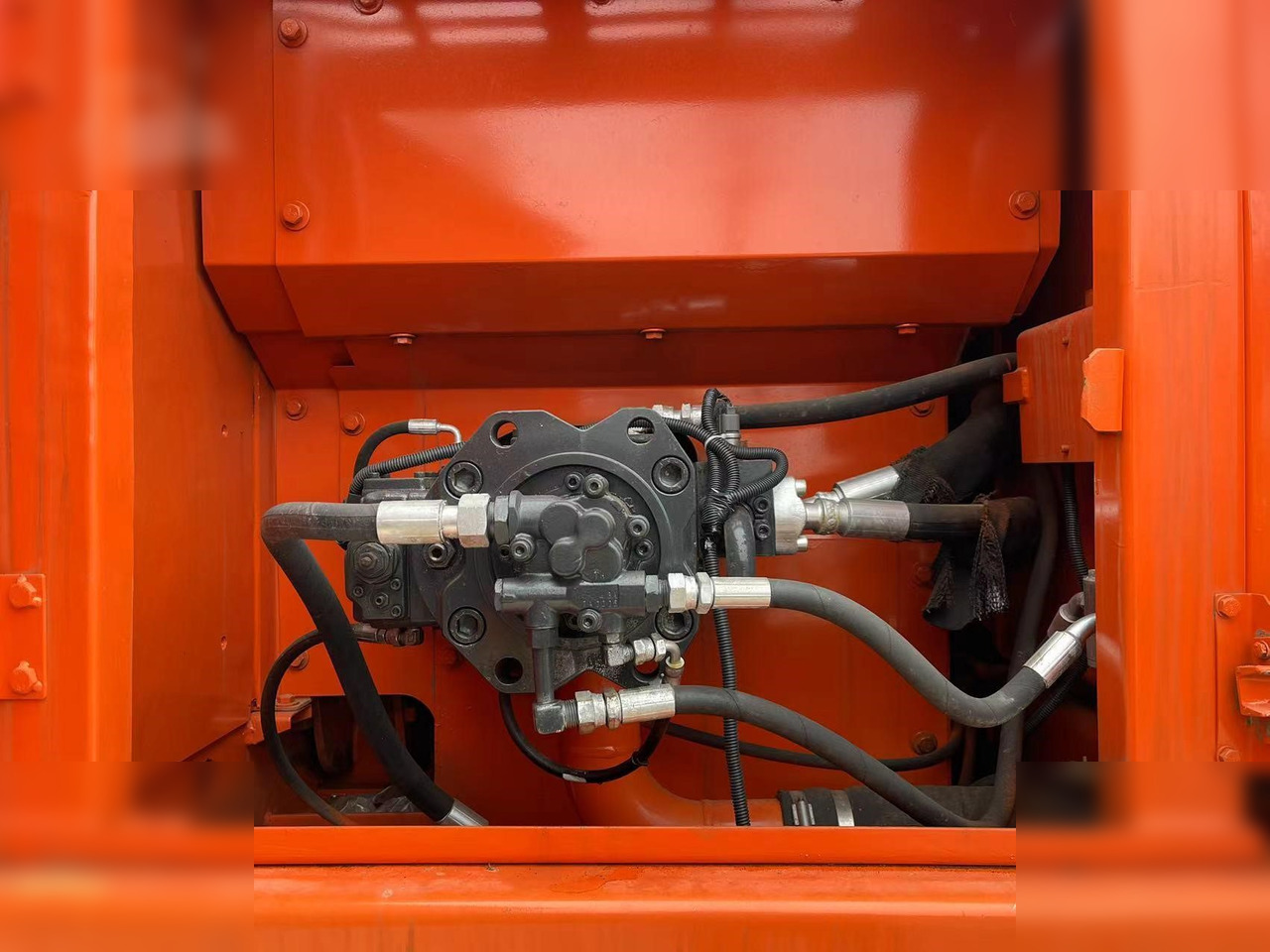 Excavadora de cadenas DOOSAN DX225 LC: foto 6
