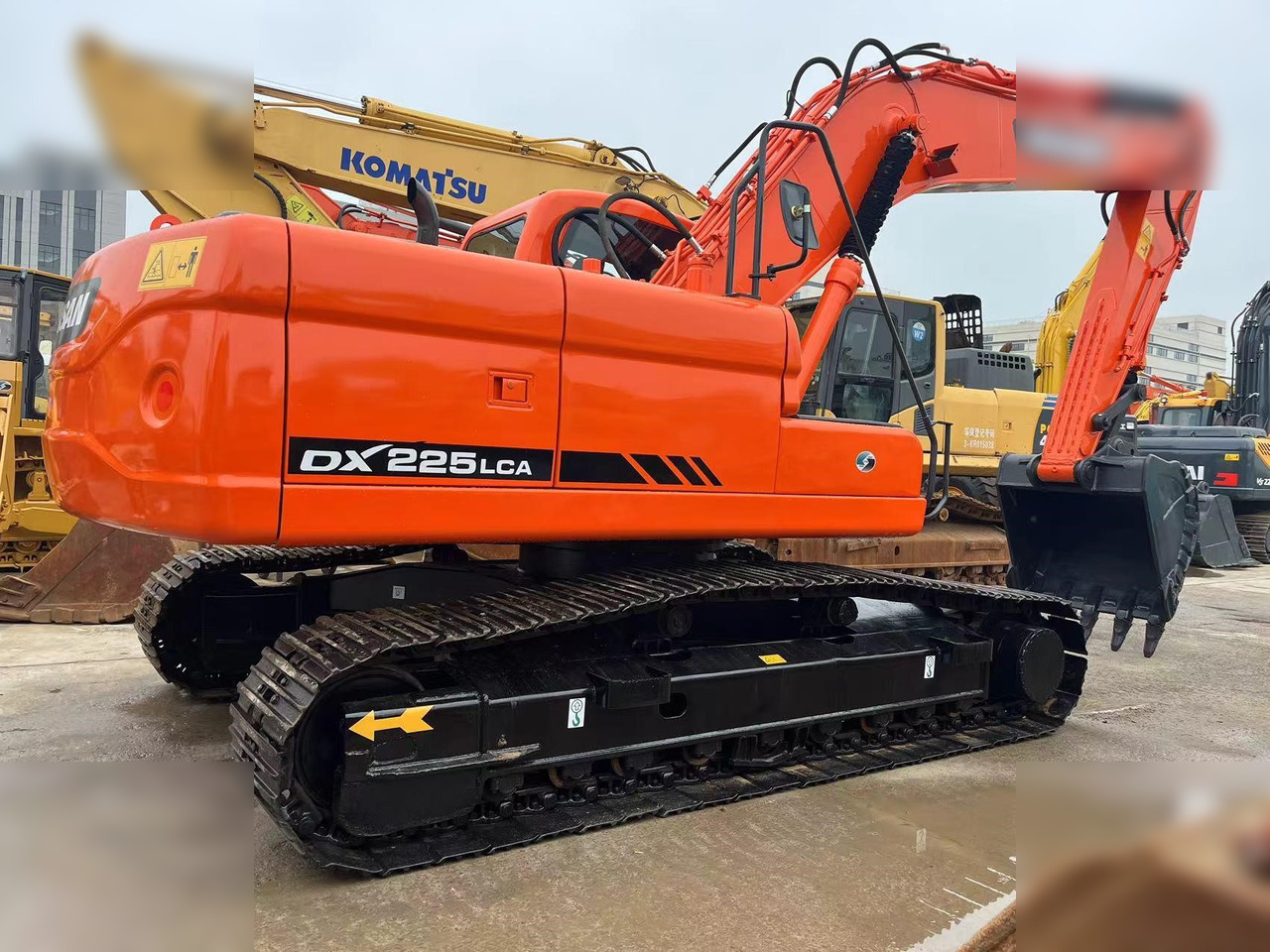 DOOSAN DX225 LCA - Excavadora de cadenas: foto 3 DOOSAN DX225 LCA - Excavadora de cadenas: foto 3