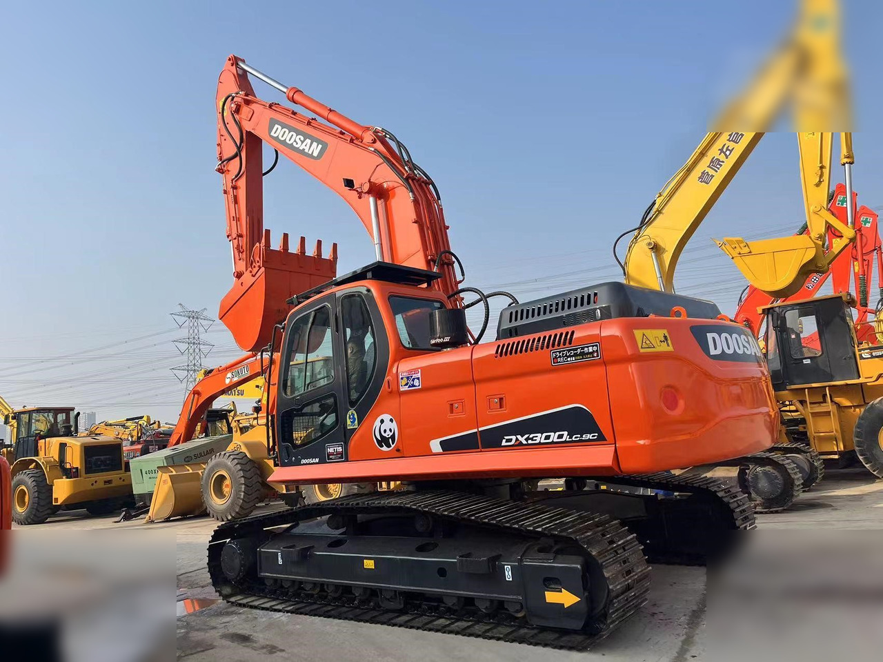 DOOSAN DX300 LC-9C - Excavadora de cadenas: foto 3 DOOSAN DX300 LC-9C - Excavadora de cadenas: foto 3