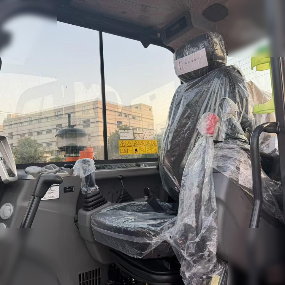 Excavadora de cadenas DOOSAN DX60E-10N: foto 8 Excavadora de cadenas DOOSAN DX60E-10N: foto 8