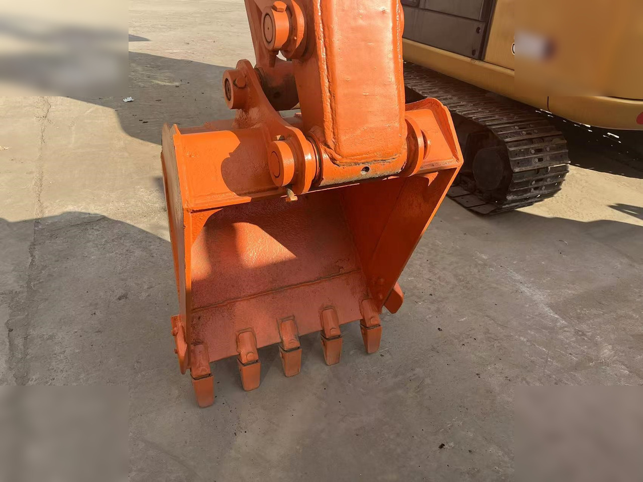 Excavadora de cadenas HITACHI EX60: foto 6