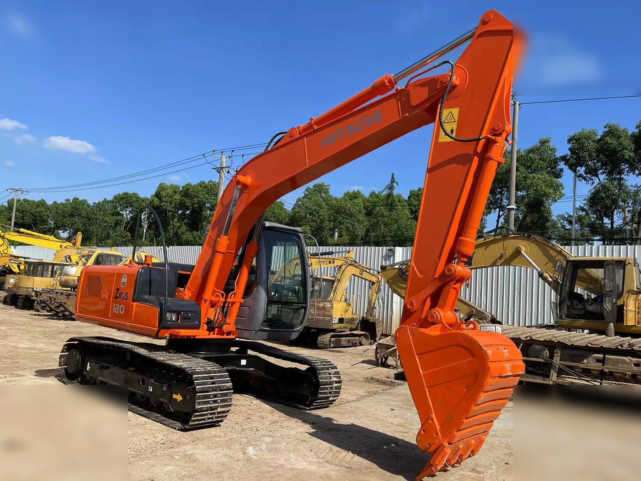 HITACHI ZX120 - Excavadora de cadenas: foto 5 HITACHI ZX120 - Excavadora de cadenas: foto 5