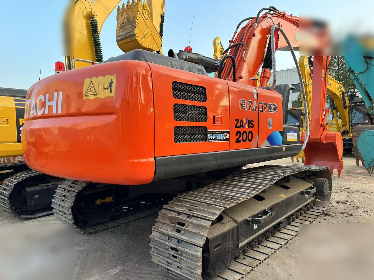 HITACHI ZX200-3G - Excavadora de cadenas: foto 2 HITACHI ZX200-3G - Excavadora de cadenas: foto 2
