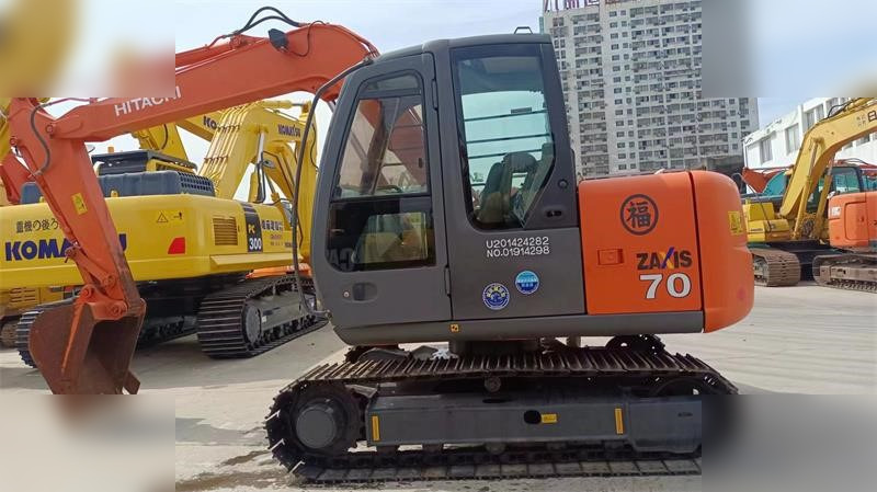 HITACHI ZX70 - Excavadora de cadenas: foto 1 HITACHI ZX70 - Excavadora de cadenas: foto 1
