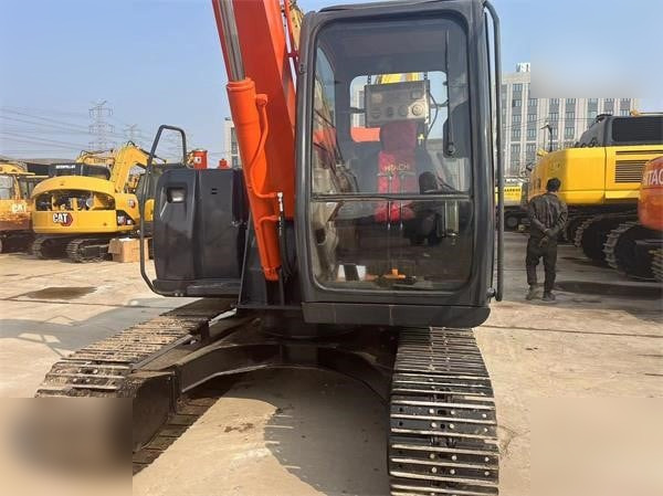 HITACHI ZX70 - Excavadora de cadenas: foto 5 HITACHI ZX70 - Excavadora de cadenas: foto 5