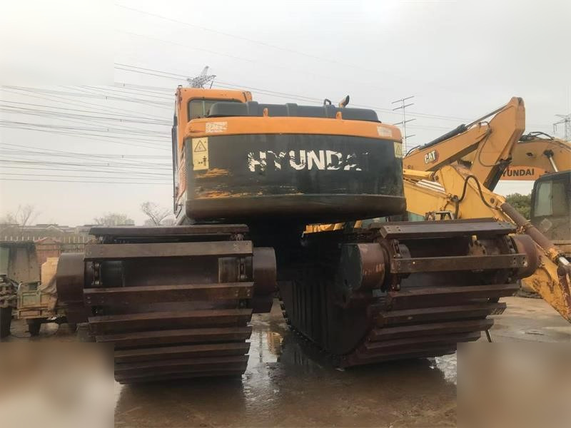 Excavadora de cadenas HYUNDAI ROBEX 150 LC-9: foto 6