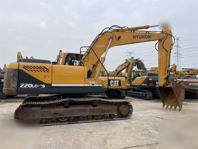 HYUNDAI ROBEX 220 LC-9 - Excavadora de cadenas: foto 2 HYUNDAI ROBEX 220 LC-9 - Excavadora de cadenas: foto 2