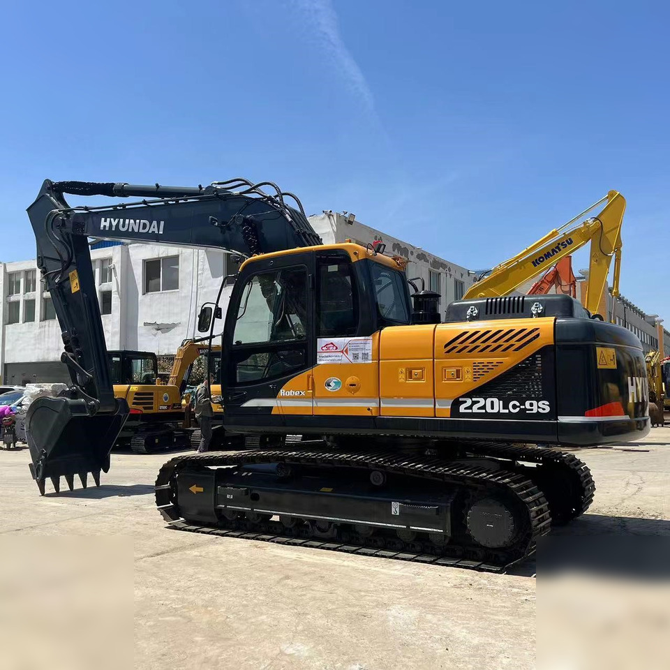 HYUNDAI ROBEX 220 LC-9S - Excavadora de cadenas: foto 1 HYUNDAI ROBEX 220 LC-9S - Excavadora de cadenas: foto 1