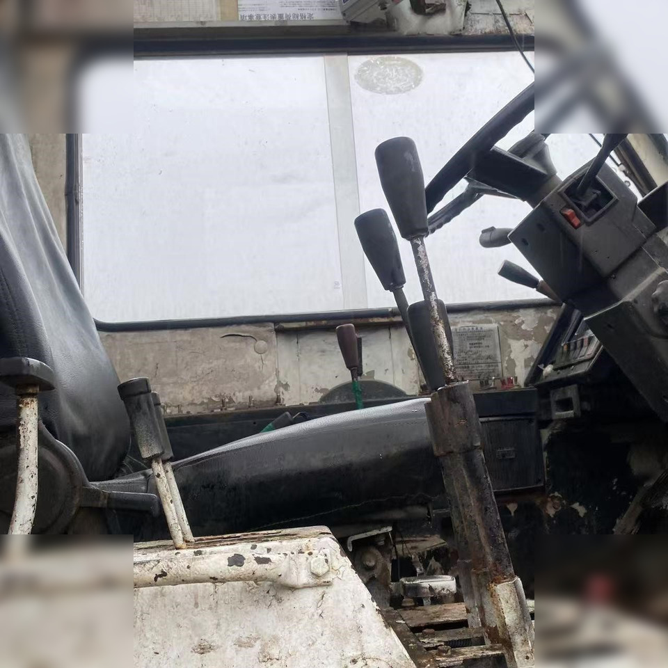 KATO SS500 - Grúa para terrenos difíciles: foto 5 KATO SS500 - Grúa para terrenos difíciles: foto 5