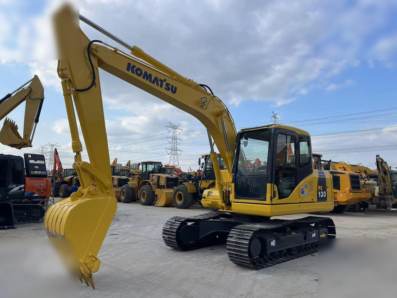 KOMATSU PC130-7 - Excavadora de cadenas: foto 1 KOMATSU PC130-7 - Excavadora de cadenas: foto 1