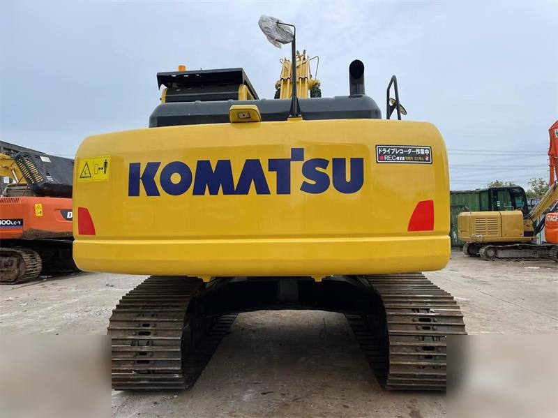 KOMATSU PC200-8N1 - Excavadora de cadenas: foto 4 KOMATSU PC200-8N1 - Excavadora de cadenas: foto 4