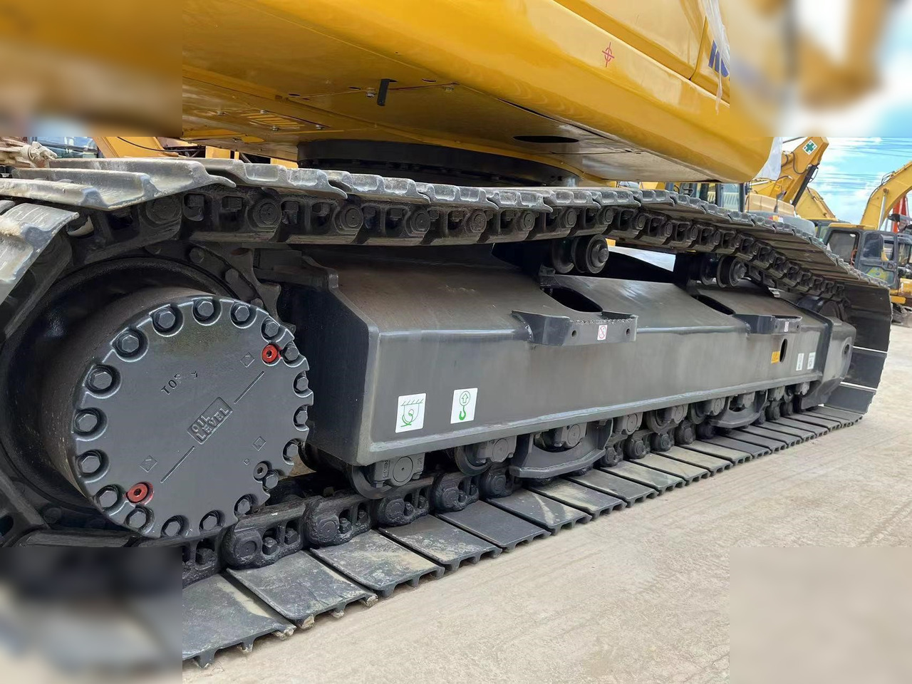 KOMATSU PC210 LC-8 - Excavadora de cadenas: foto 5 KOMATSU PC210 LC-8 - Excavadora de cadenas: foto 5