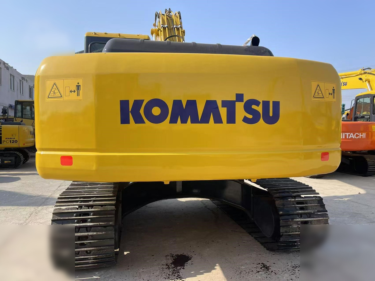 KOMATSU PC220-7 - Excavadora de cadenas: foto 3 KOMATSU PC220-7 - Excavadora de cadenas: foto 3