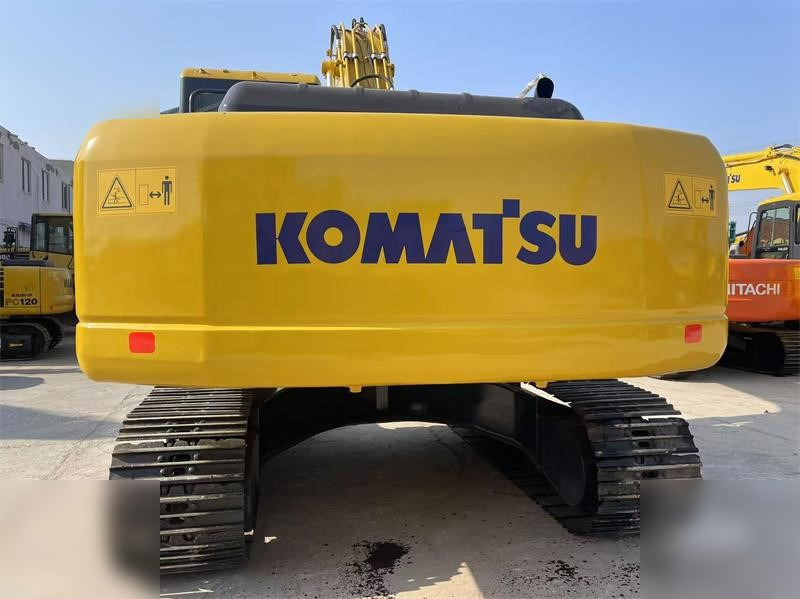 Excavadora de cadenas KOMATSU PC220-7: foto 7