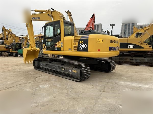 KOMATSU PC240 LC-8 - Excavadora de cadenas: foto 4 KOMATSU PC240 LC-8 - Excavadora de cadenas: foto 4