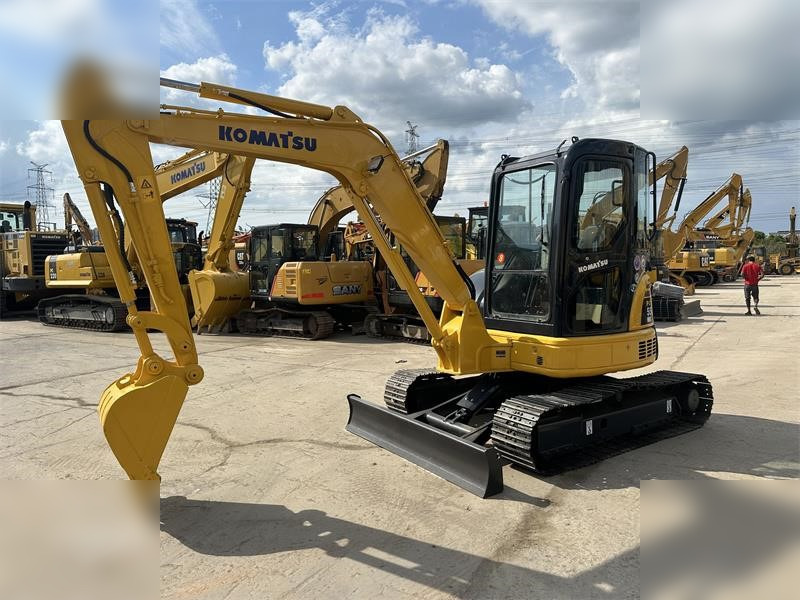 KOMATSU PC55MR-2 - Miniexcavadora: foto 1 KOMATSU PC55MR-2 - Miniexcavadora: foto 1
