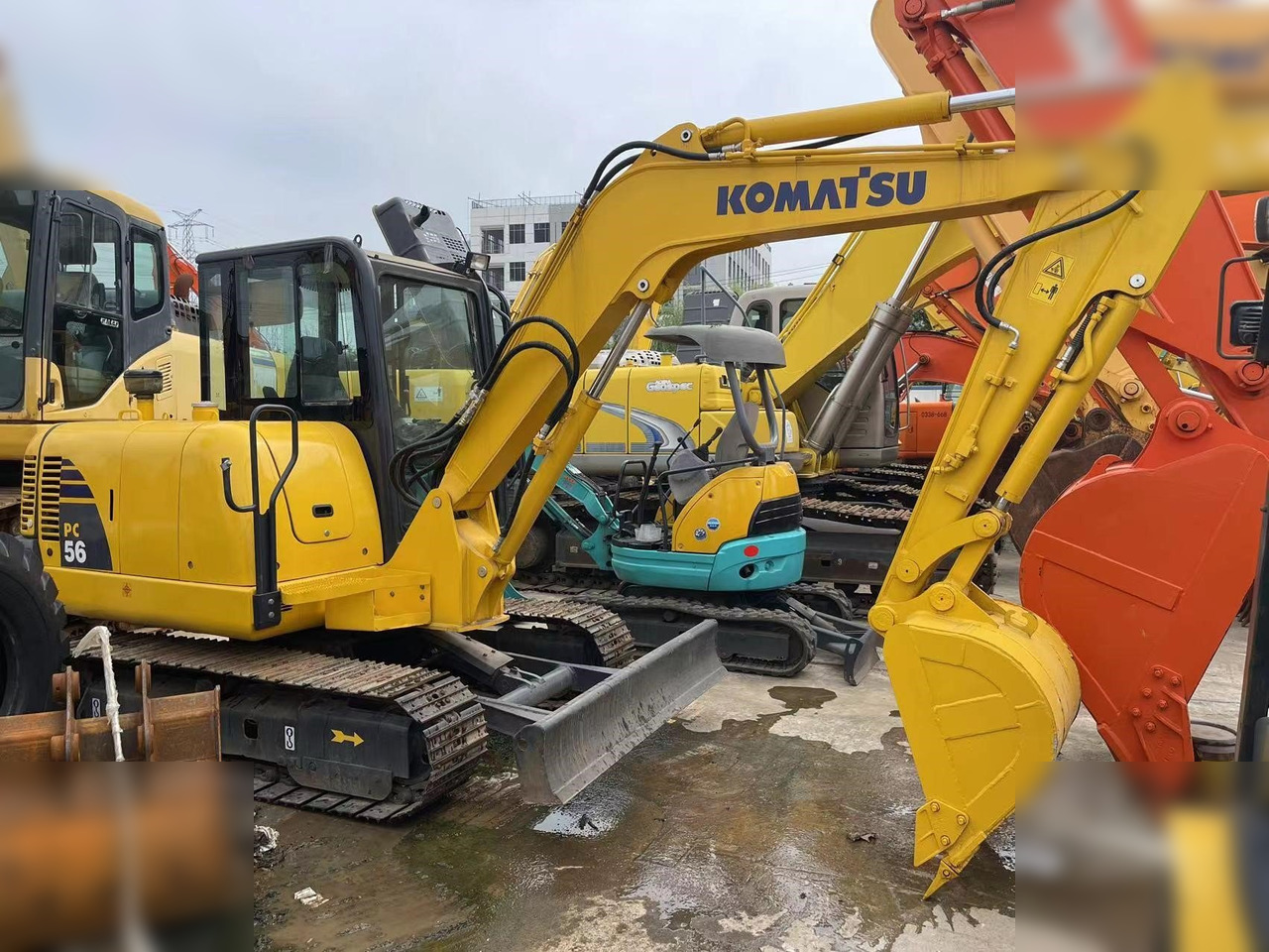 KOMATSU PC56-7 - Miniexcavadora: foto 1 KOMATSU PC56-7 - Miniexcavadora: foto 1