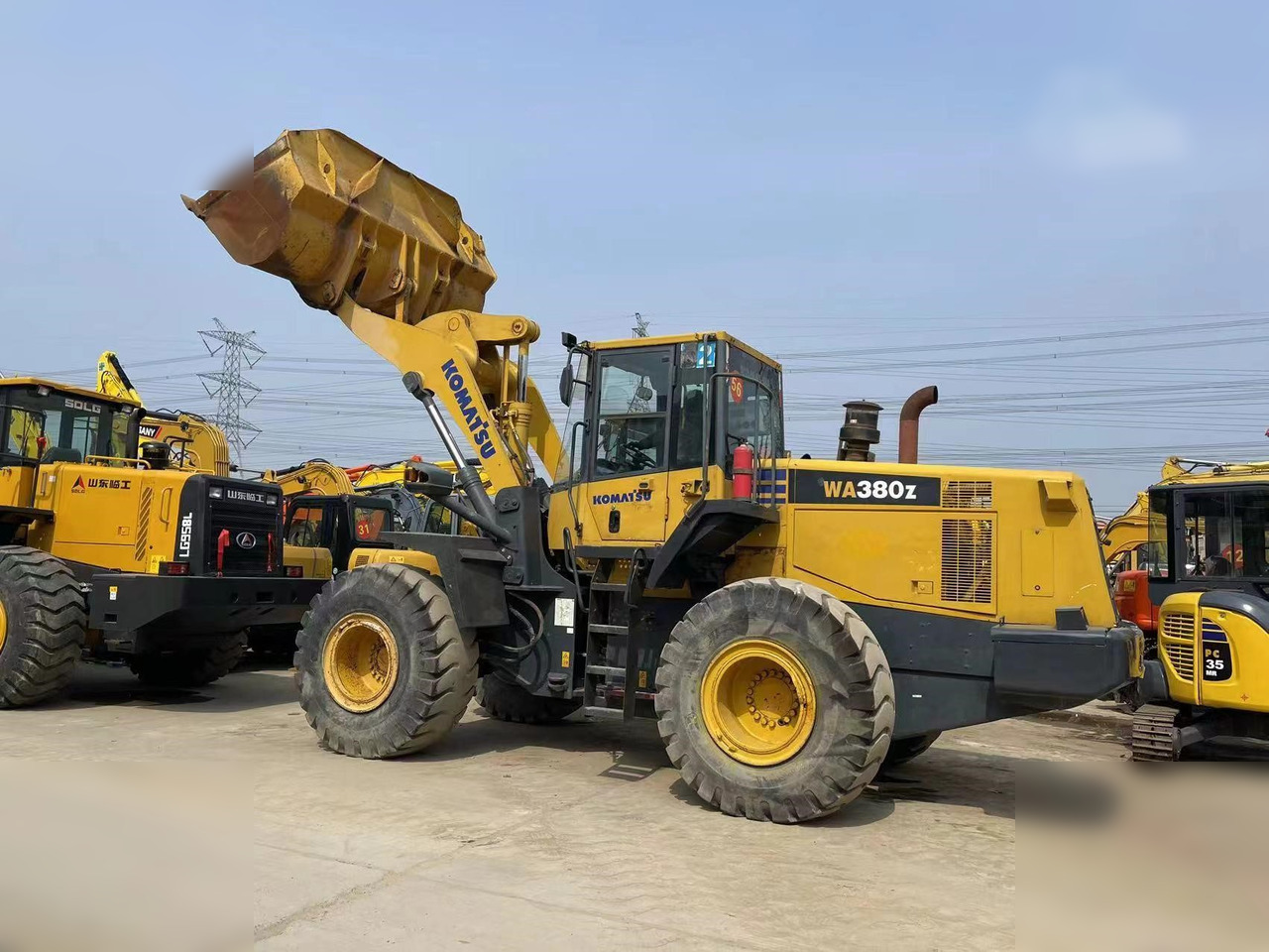 KOMATSU WA380Z-6 - Cargadora de ruedas: foto 2 KOMATSU WA380Z-6 - Cargadora de ruedas: foto 2