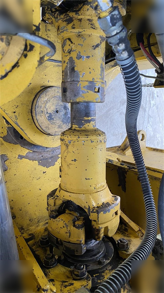 Cargadora de ruedas KOMATSU WA600-3: foto 8