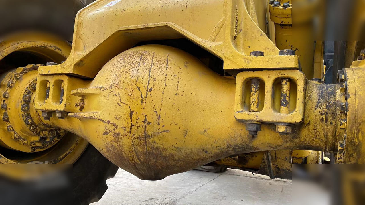 KOMATSU WA600-3 - Cargadora de ruedas: foto 2 KOMATSU WA600-3 - Cargadora de ruedas: foto 2