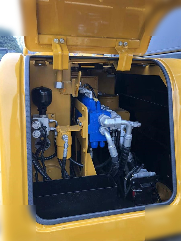 SANY SY60C - Excavadora de cadenas: foto 5 SANY SY60C - Excavadora de cadenas: foto 5
