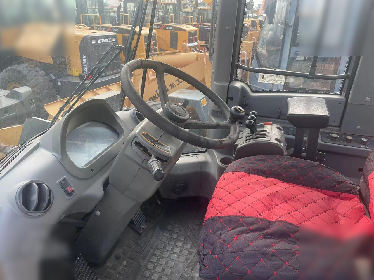 SDLG L955F - Cargadora de ruedas: foto 4 SDLG L955F - Cargadora de ruedas: foto 4