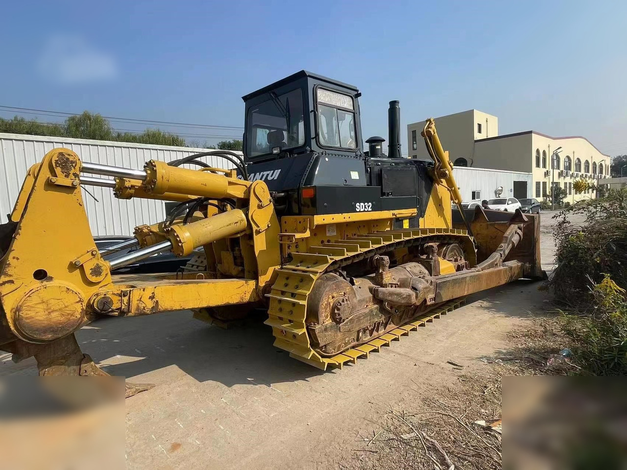 SHANTUI SD32 - Bulldozer: foto 2 SHANTUI SD32 - Bulldozer: foto 2