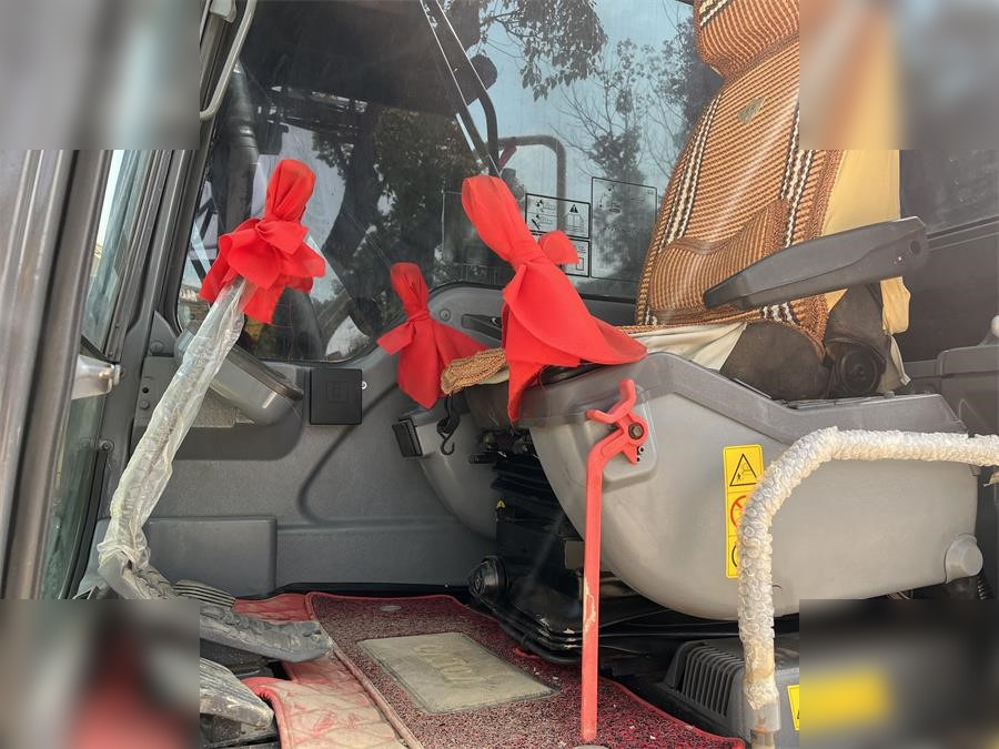 VOLVO EC140DL - Excavadora de cadenas: foto 3 VOLVO EC140DL - Excavadora de cadenas: foto 3