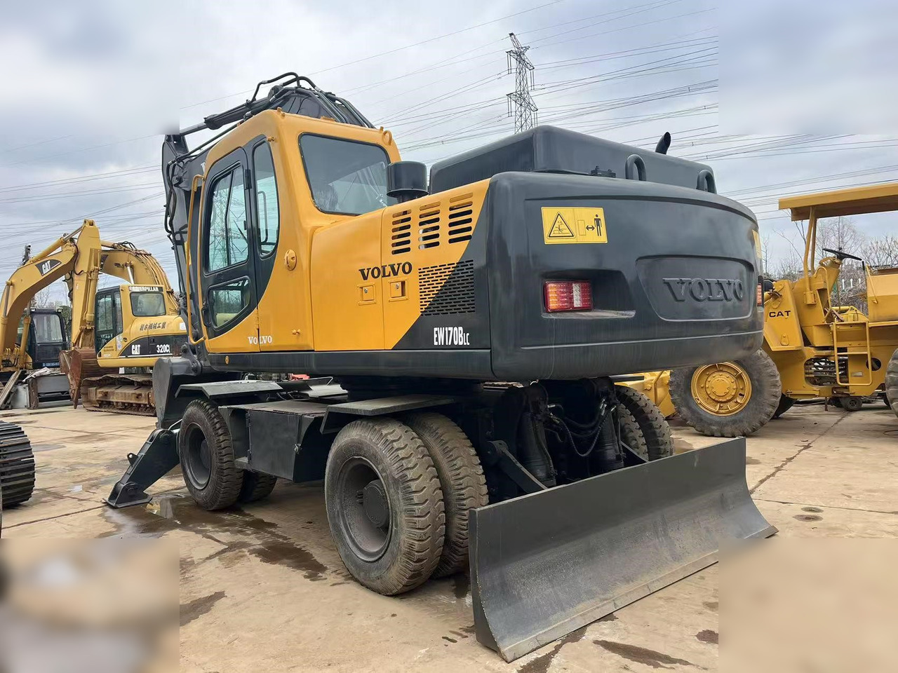 VOLVO EW170 - Excavadora de ruedas: foto 5 VOLVO EW170 - Excavadora de ruedas: foto 5